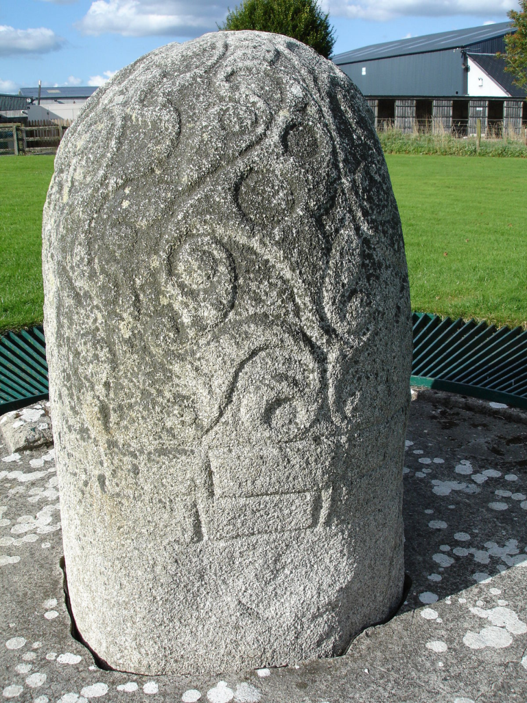 Stone of Turoe, triskele