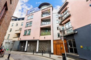 Read more about the article Did You Know About Isolde’s Tower? The Irish Princess Beneath Temple Bar